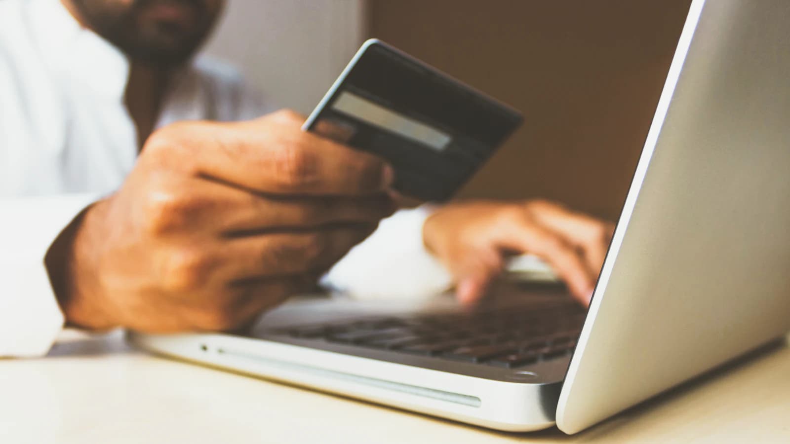 Ticaret Hukuku ve Şirket Hukuk Müşavirliği